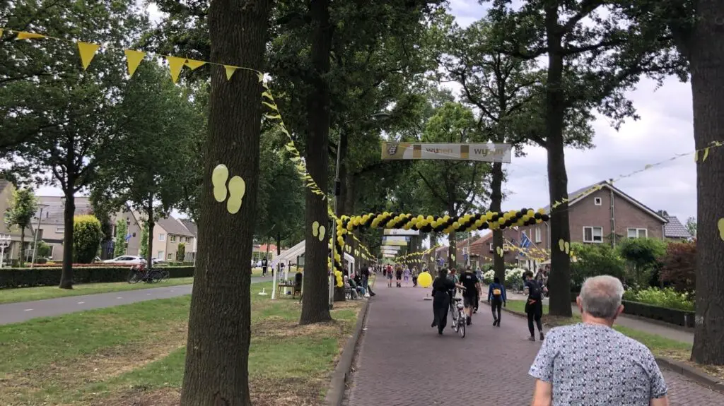 De binnenkomst tijdens de Kennedymars Someren.