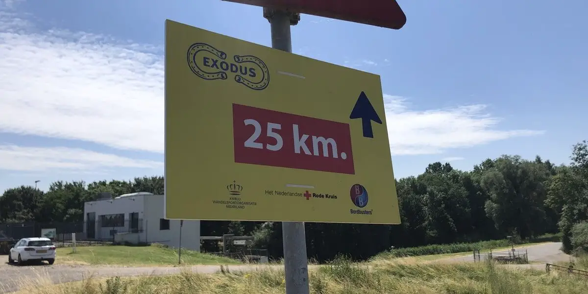 Wegbewijzering tijdens de Exodus Wandeltocht.